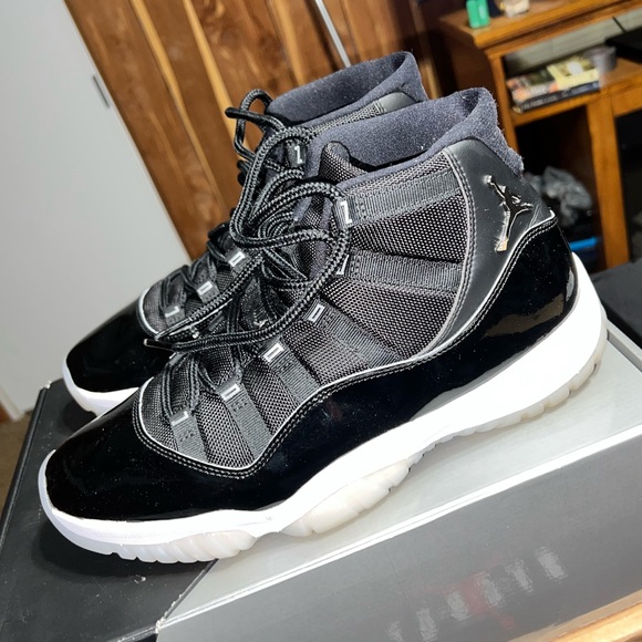 retro 11 jubilee size 12